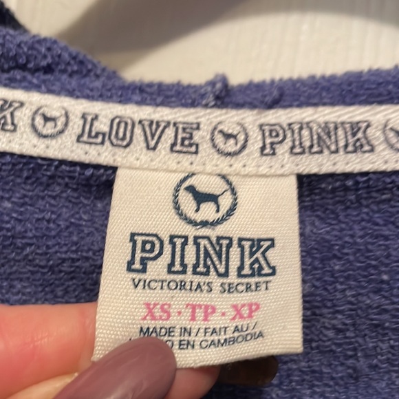 Pink love hoody sweatshirt , size xtra small - Picture 3 of 7